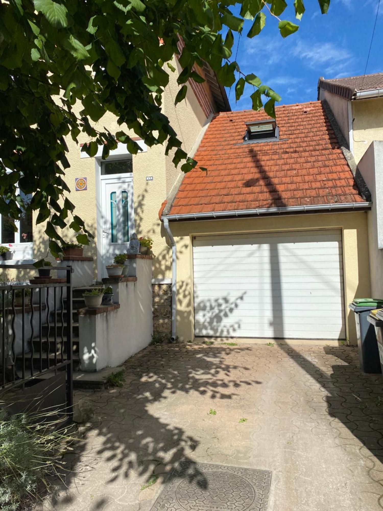 Chambre En Duplex, Entree Autonome, Sdb Privative Taverny Bagian luar foto