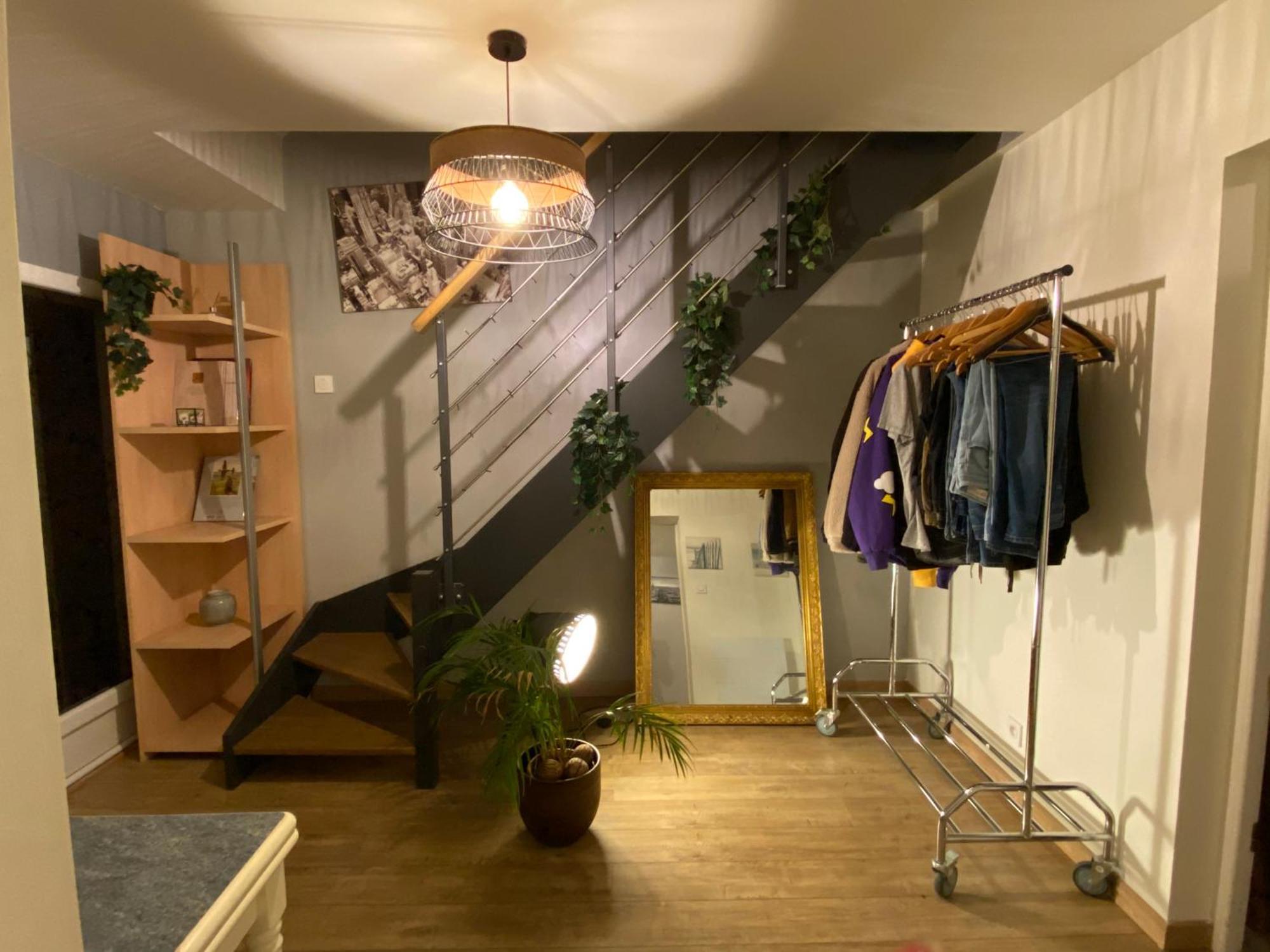 Chambre En Duplex, Entree Autonome, Sdb Privative Taverny Bagian luar foto