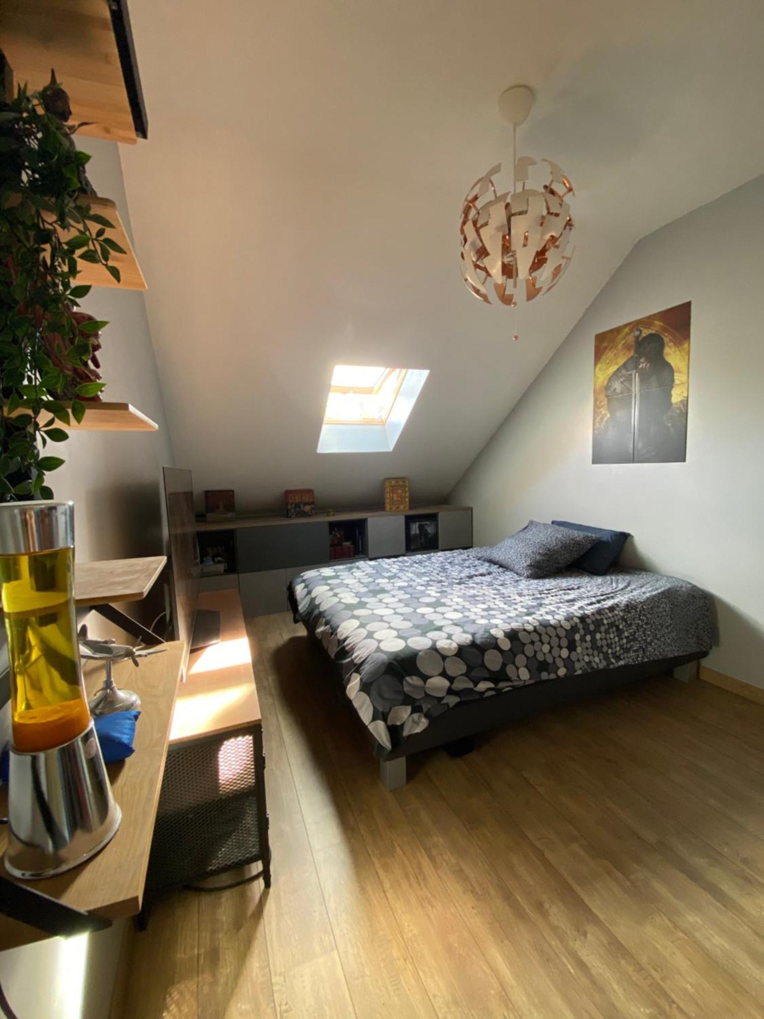 Chambre En Duplex, Entree Autonome, Sdb Privative Taverny Bagian luar foto